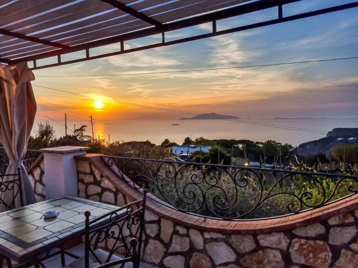 Casa Astra Bed & Breakfast Анакапри Екстериор снимка
