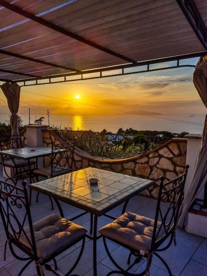 Casa Astra Bed & Breakfast Анакапри Екстериор снимка